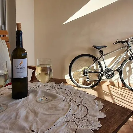 Apartment Petras Cozy Nest, 1-bedroom Apt., Paphos-universal